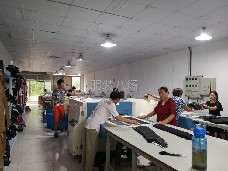 專業(yè)跑膽布、沖棉沖棉絎線加工，男裝壓膠壓籿服裝加工-第4張圖片