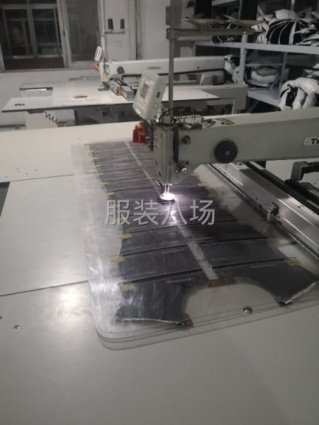 專業(yè)跑膽布、沖棉沖棉絎線加工，男裝壓膠壓籿服裝加工-第2張圖片