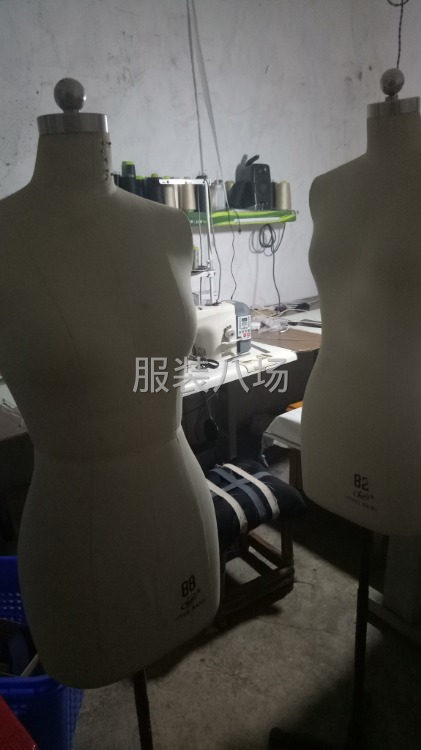 夫妻加工，接裁片，有十几年工作经验，简单复杂都可以做。-第2张图片