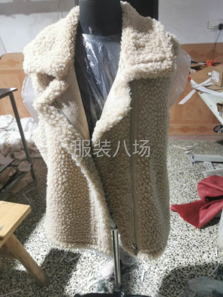 工厂自己做的衣服找买家-第1张图片