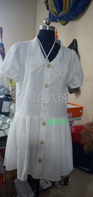诚招车缝纫车工4名主要是做网单货源充足单价高包吃次月5号结钱-第1张图片