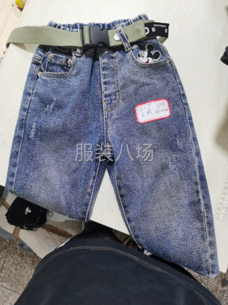 诚招熟练整件车工做裤子-第1张图片