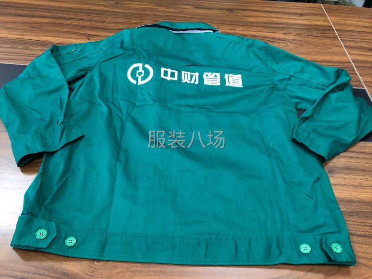 常年承接羽绒服，棉衣，工装，户外压胶服，裤子-第4张图片