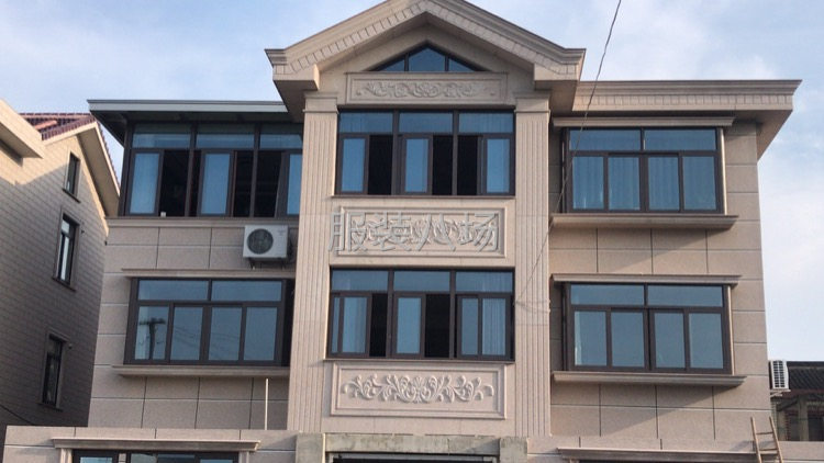 莫城三瑭村斜桥新房二层出租，适合电商，小型加工，厨卫齐全！-第1张图片