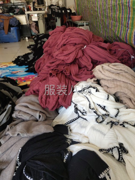 诚招熟练缝纫工，计件工资6000――10000上不封顶-第1张图片