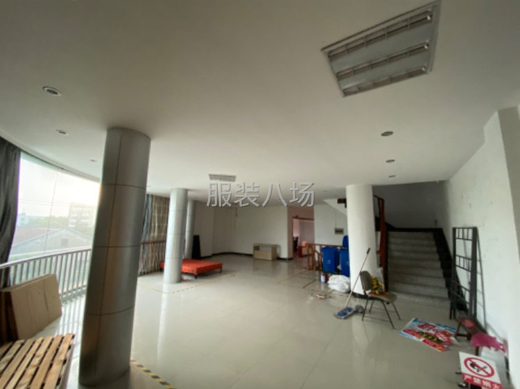 本公司專業(yè)承接外貿(mào)浴袍 內(nèi)銷法蘭絨睡衣 三針五線梭織瑜伽服等-第4張圖片