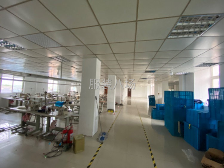 本公司專業(yè)承接外貿(mào)浴袍 內(nèi)銷法蘭絨睡衣 三針五線梭織瑜伽服等-第1張圖片