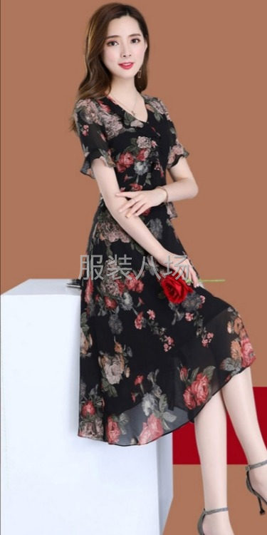 本人在广东.上海.重庆从事服装打版工作20余年-第1张图片