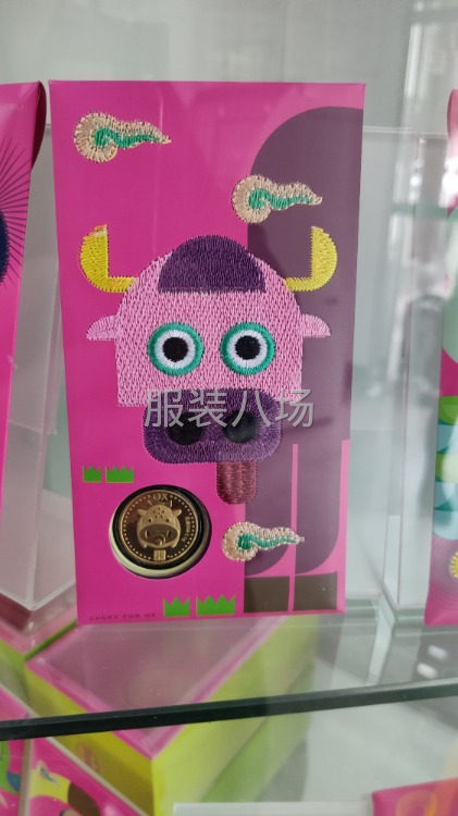 承接电脑绣花，烫石烫钻，牛仔镭射，有需要随时联系-第4张图片