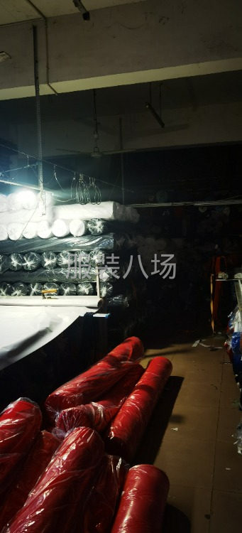 针织校服棒球服30000套，招聘临时工-第1张图片