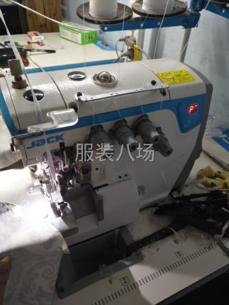 杰克e4锁边机c4四线5线打边车九九新全原厂新车买入的