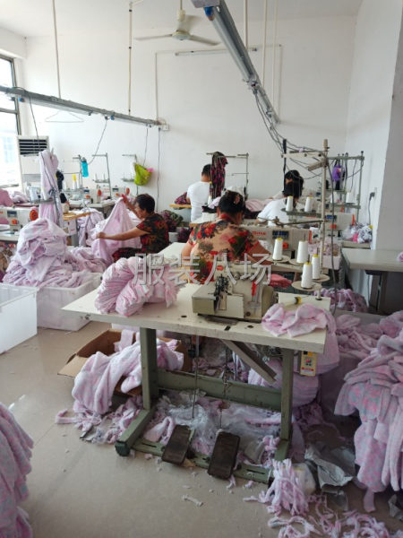 承接 锦荣 世贸 银基 网店 各大市场服装加工-第1张图片