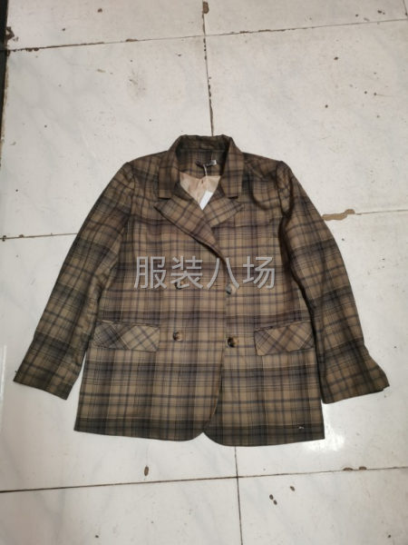 招整件车位多名-第6张图片