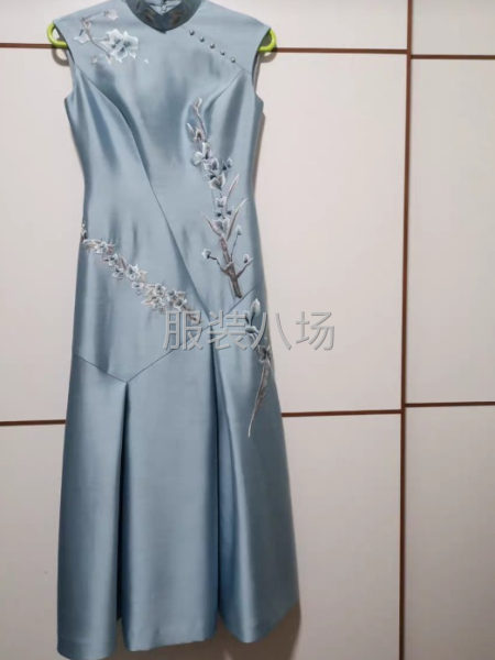 承接旗袍、汉服、茶服等等各类服装中高端绣花工艺，可单件定制-第2张图片
