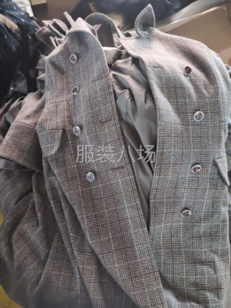 招聘半精做女装车工-第2张图片
