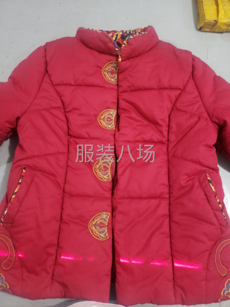 女裝自產銷，現招聘做整件車工 最好一對 9千～1.3不等-第2張圖片