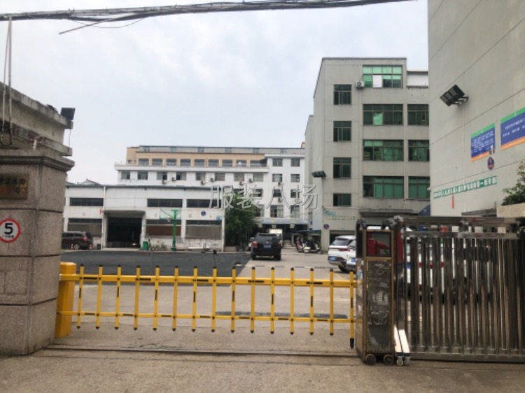 工厂常年承接各种打底裤，丝袜，龙抓毛裤袜加工-第1张图片
