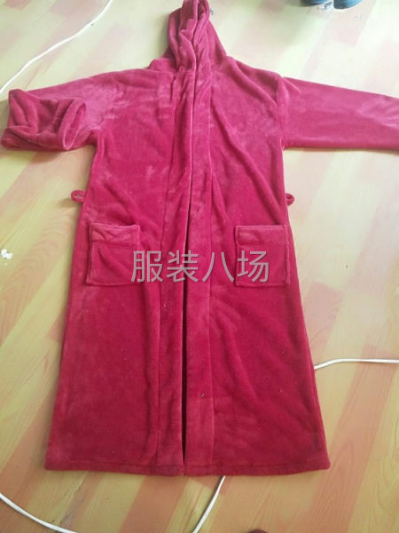接单，针织T恤 裙子 裤子 卫衣，睡袍，抱枕椅子套沙发套等-第1张图片