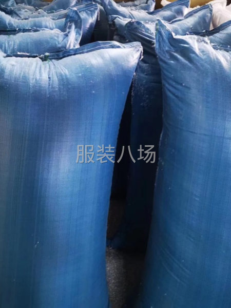本公司常年低价出售：羽绒 胆布 无纺布 里布 手塞棉 仿丝棉-第1张图片