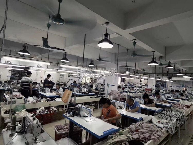 本公司6年专业加工。包工包料，裁片加工。有板房、车间、裁床-第2张图片