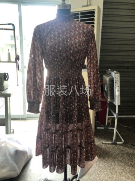 承接精品，半精品，裙子，呢料，風(fēng)衣，西服，漢服，網(wǎng)店訂做等-第6張圖片