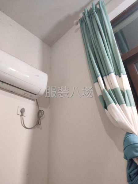 本人家中有事，急需转让两间房-第1张图片