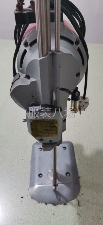 大连大富8成新裁剪刀转让-第1张图片