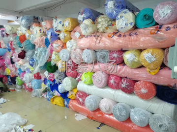 undefined - 男女加绒加厚卫衣大量生产
工厂直销价格超低价欢迎来样定做 - 图2