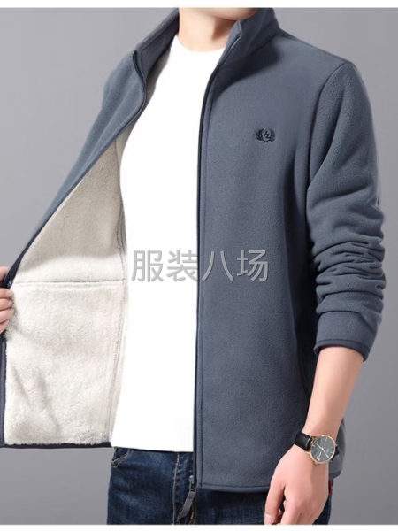 招服装带货主播-第2张图片