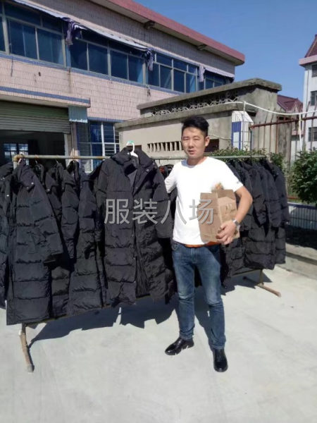 《工廠全國供貨！羽絨服中國供應1000多種新款天天出新款》》-第3張圖片