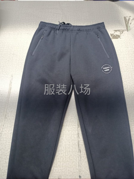 361品牌服装招学徒工数名-第2张图片