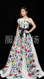 undefined - 招车工做婚纱～萝莉装～汉服～网单。一年可以做11个多月！ - 图3