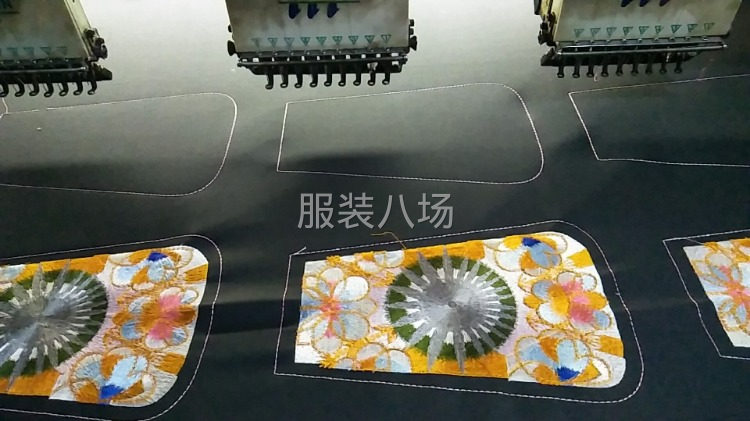 承接绣花加工，可做服装，包包，章仔，鞋片，玩具，能绣花就行-第5张图片