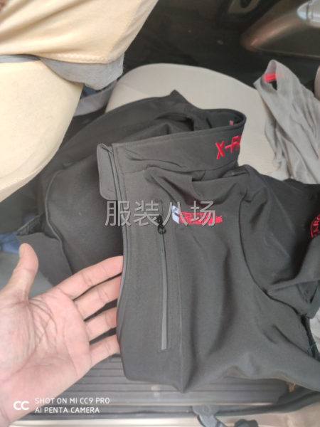 100D复合摇粒，锁边开衫外发-第2张图片