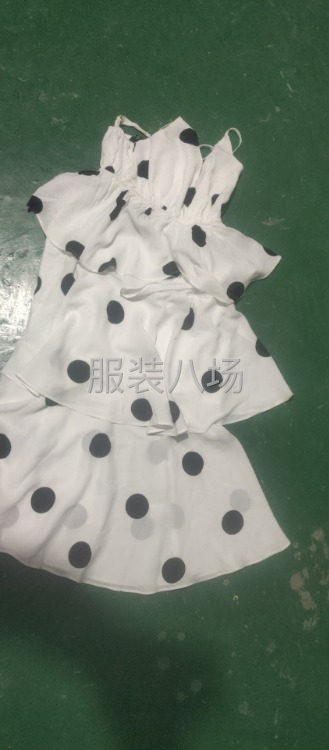 大量裤子裙子衬衣套装外发-第1张图片