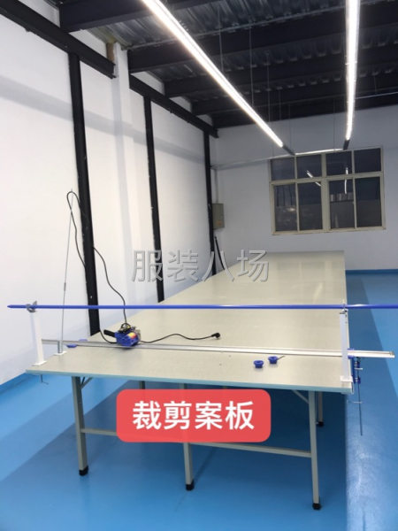 案板货架服装设备颗粒取暖炉等-第1张图片