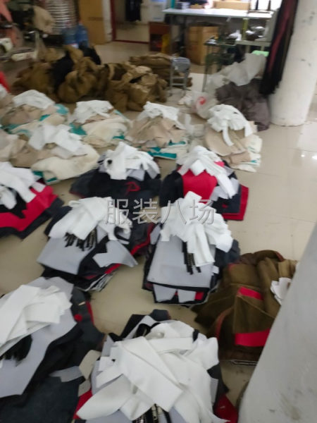 于寨招熟练机工数名，做的派克服有工价-第1张图片