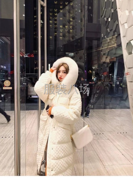 本公司自产自销有大量90绒羽绒服批发量大价格面谈-第3张图片