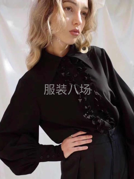 承接北京周边实体店，网店，小红书，等服装，样衣，制版。-第1张图片