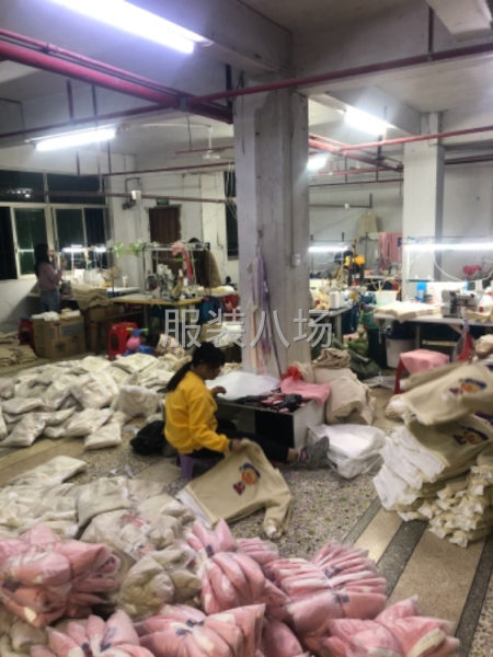 在新壇村城東中學(xué)附近，3樓步梯總有186平方，合適做加工廠-第1張圖片