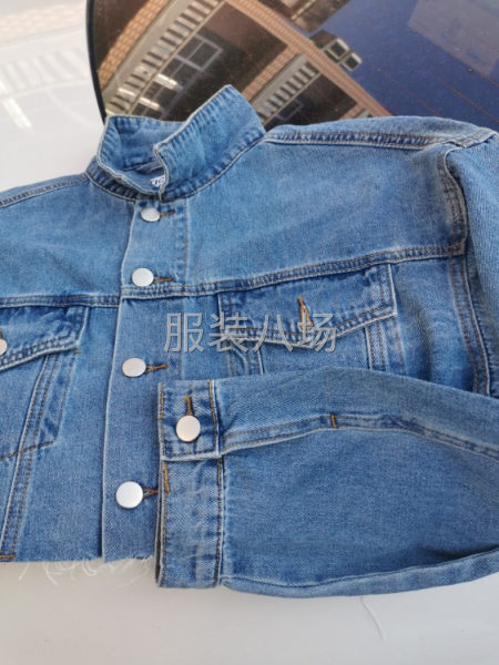 车牛仔衣服临时工2名-第1张图片