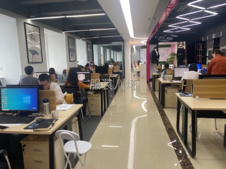 衣拾贰原创设计开发-第2张图片