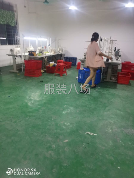 因打算回老家開服裝廠！需要一批制衣廠設(shè)備！-第1張圖片