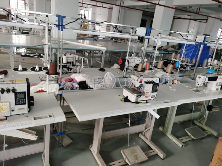 制衣厂便宜处理30台衣车设备，有直驱五线，四线，全自动-第1张图片