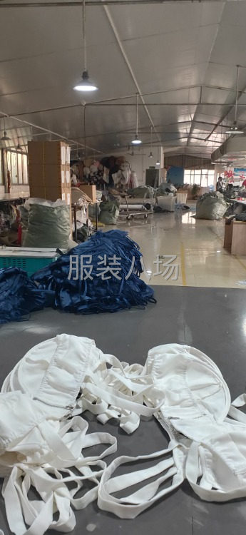 招临工剪线女性一名。地址：大石镇大山工业二路10号六楼聚成制-第2张图片