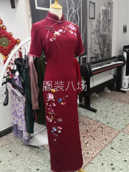 全品类定制，西服，旗袍，大衣，时装等都可，暂接小批量来料加工-第1张图片