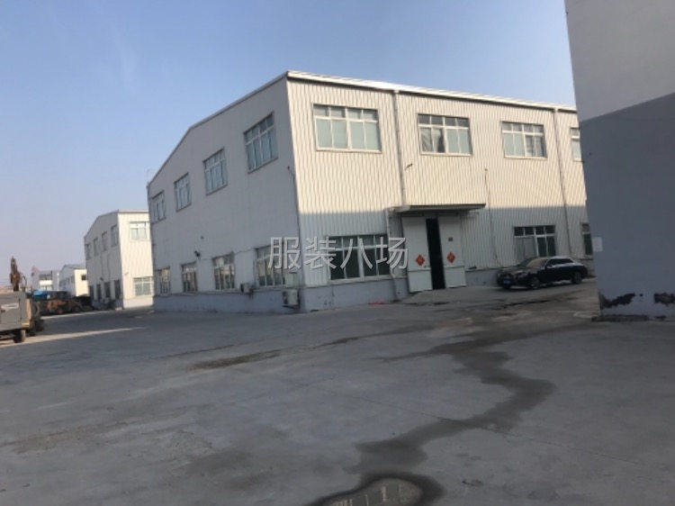 童装厂招聘厂长，包装班长仓库管理人员，-第1张图片