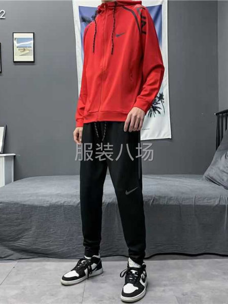 石獅男女運動戶外服裝批發男女運動戶外休閑服裝供貨-第3張圖片