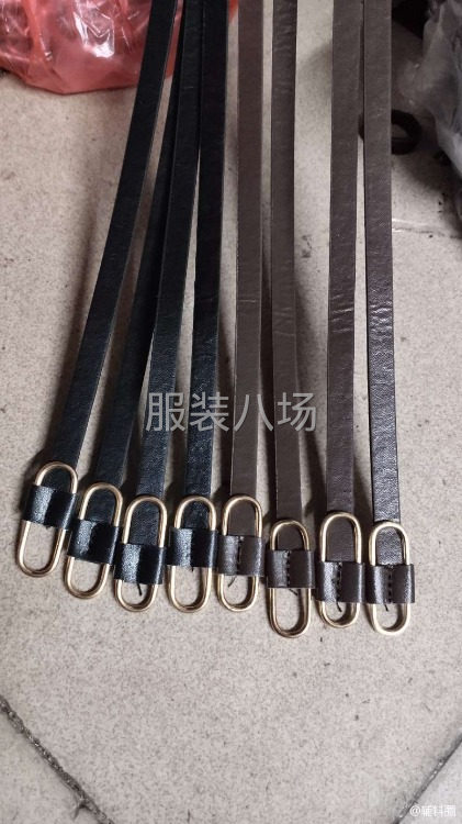 专业生产各种 时尚女包
时尚腰带 服装配带
织带饰品 真皮带-第3张图片