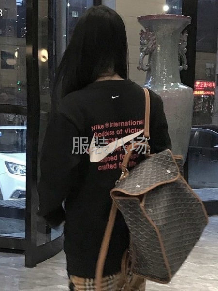 男女运动 户外休闲商务服装批发厂家直供 无二批 
产品质量-第1张图片